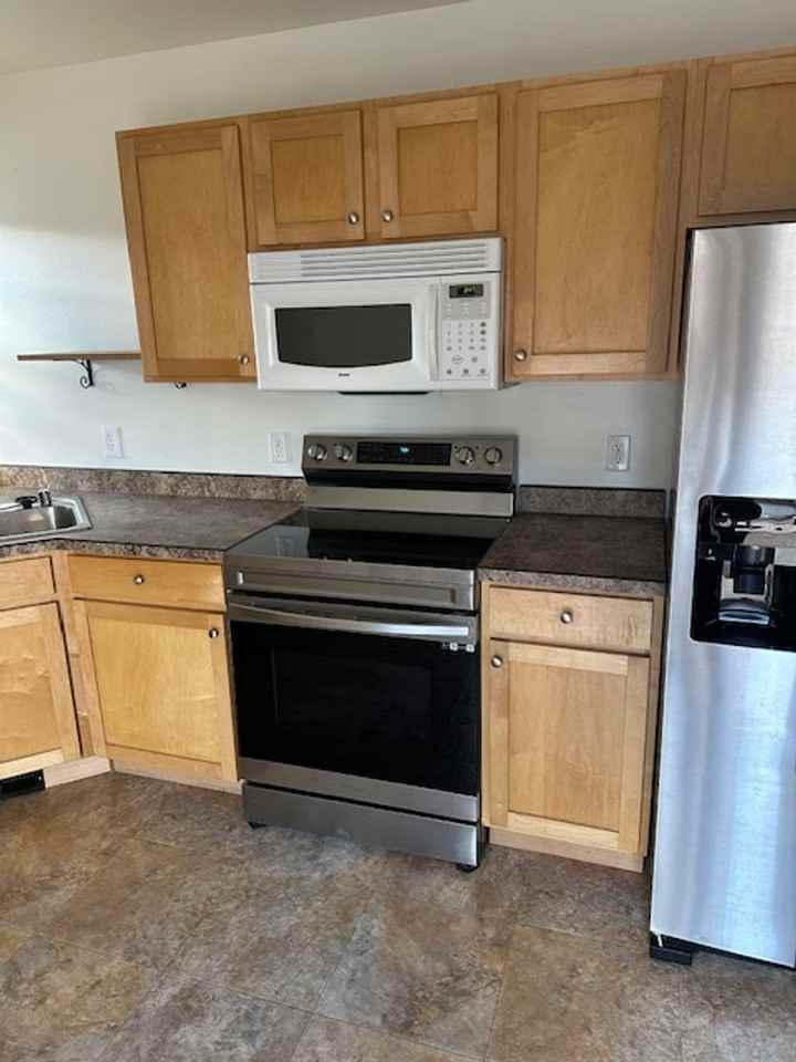 1719 Montana St - Photo 4 of 26