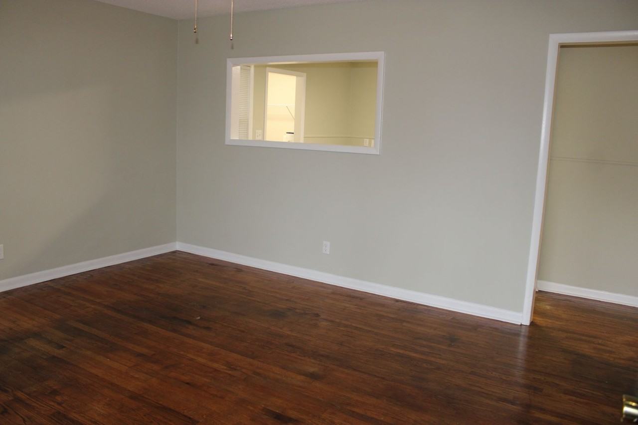 1205 7th Ave - Photo 2 of 12