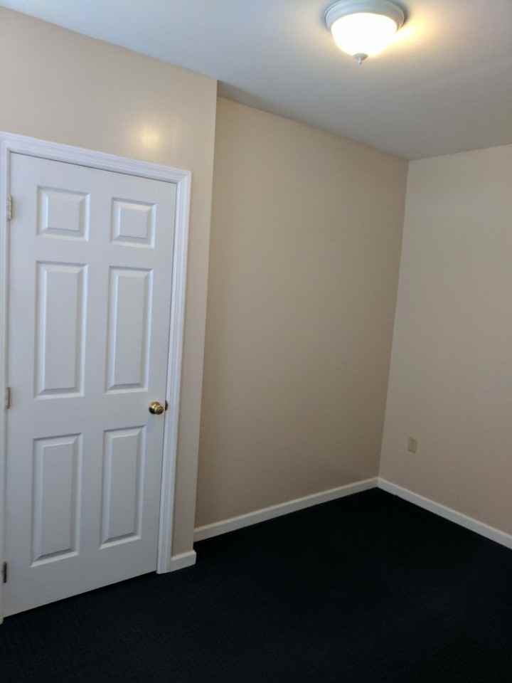 355 ATWOOD ST - Photo 4 of 27