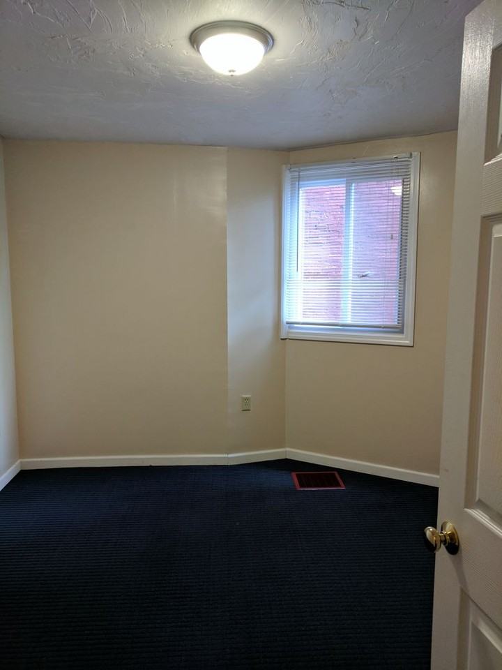 355 ATWOOD ST - Photo 3 of 27