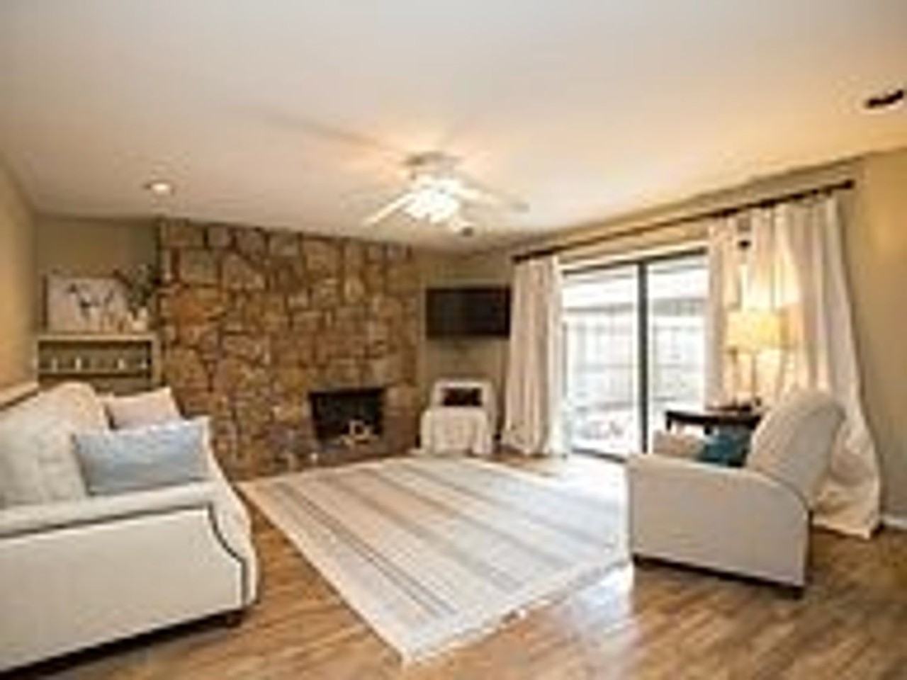 2432 E 55th Pl - Photo 3 of 22