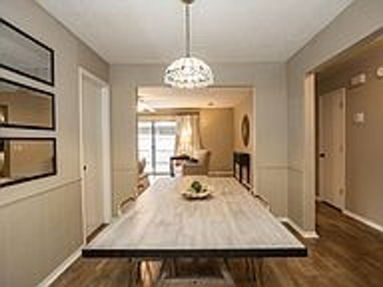 2432 E 55th Pl - Photo 5 of 22