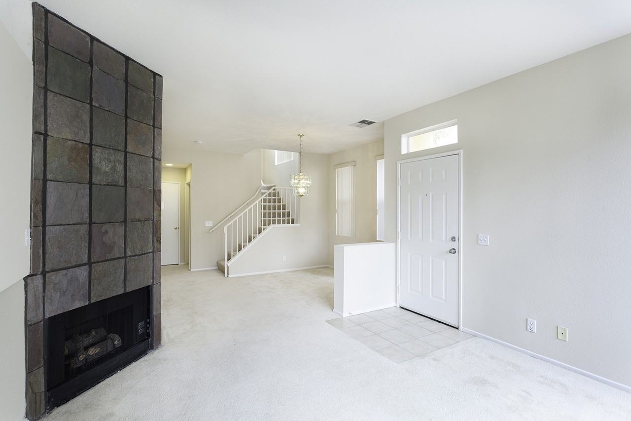 12666 Antigua Ct - Photo 2 of 17