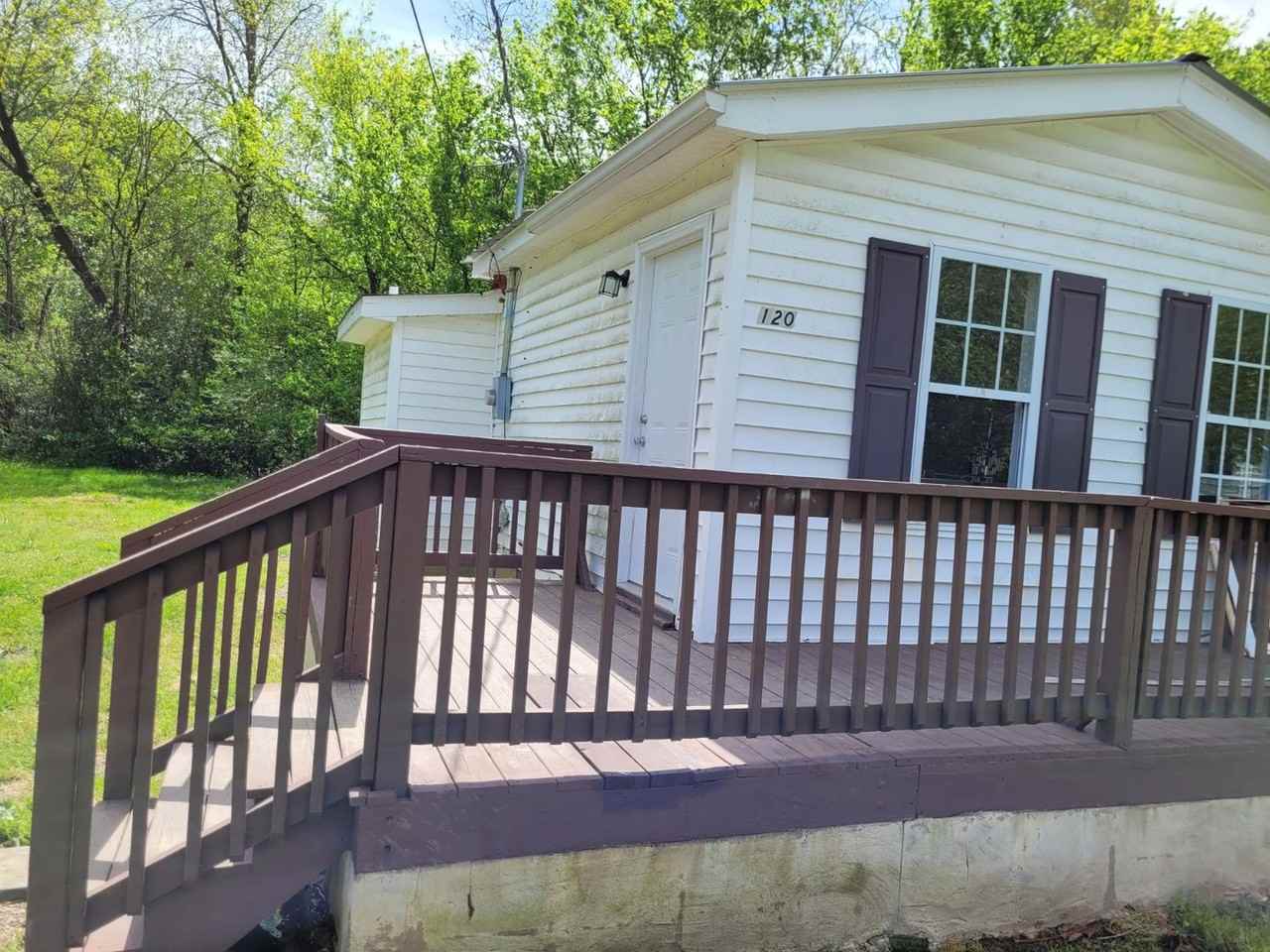 120 Arthur Rd - Photo 2 of 9