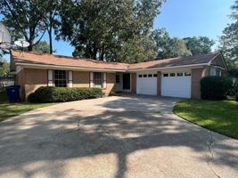featured image of 1140 Homewood Dr