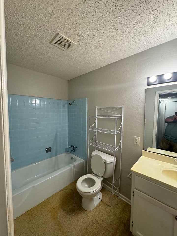 Linden Court - Photo 5 of 5