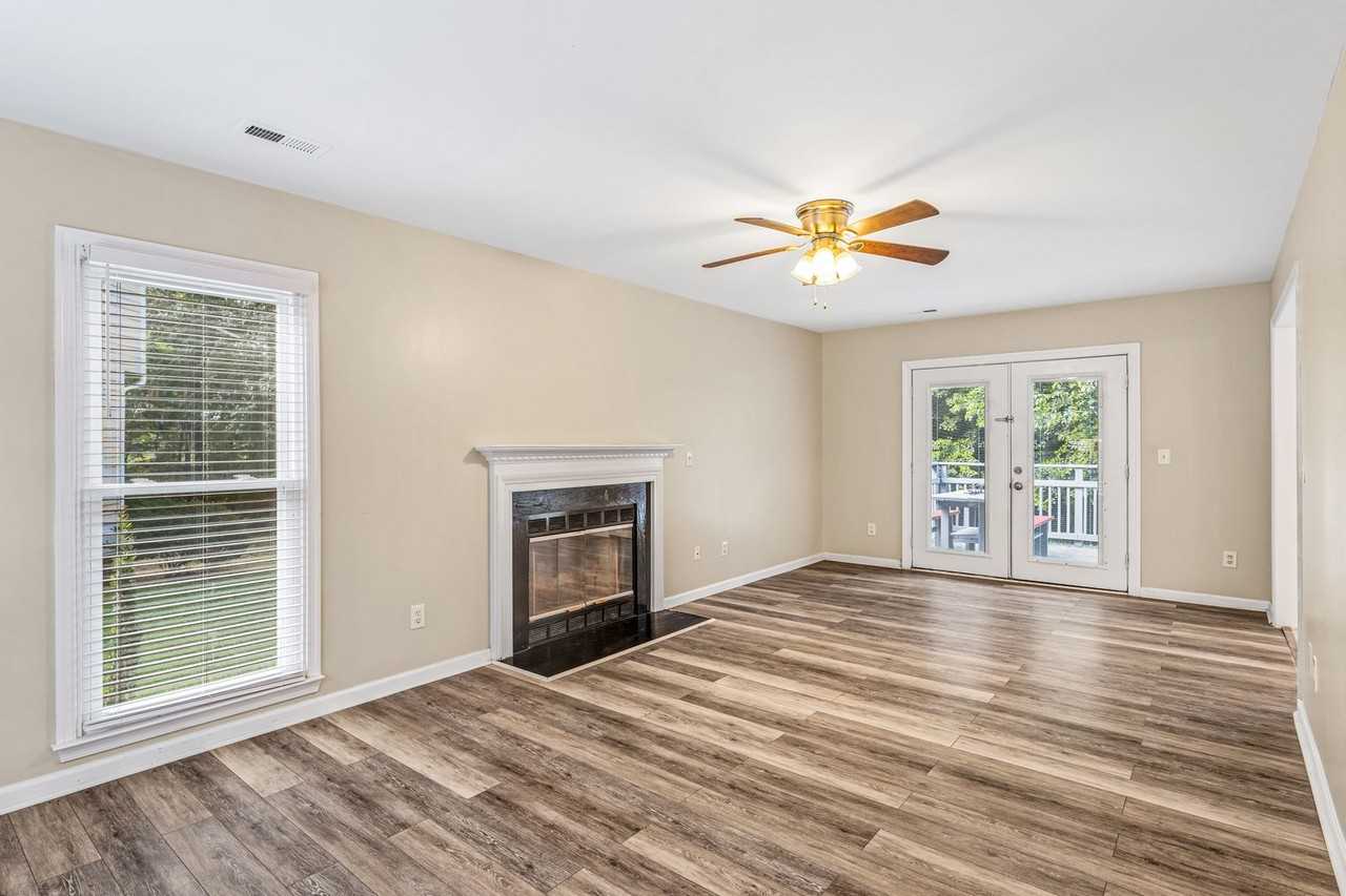 4703 Wellford Ct - Photo 3 of 50