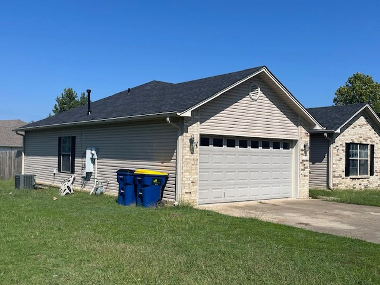 102 Rosebud Cir - Photo 3 of 44