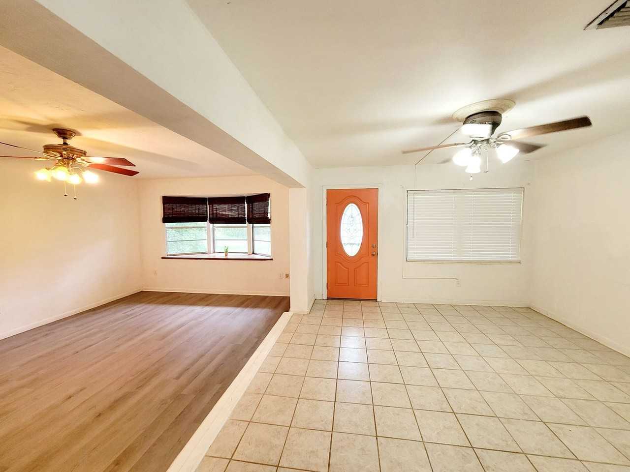 4103 Nw 21st Dr - Photo 3 of 27
