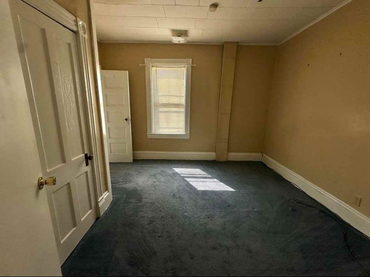 801 Morris St - Photo 3 of 12