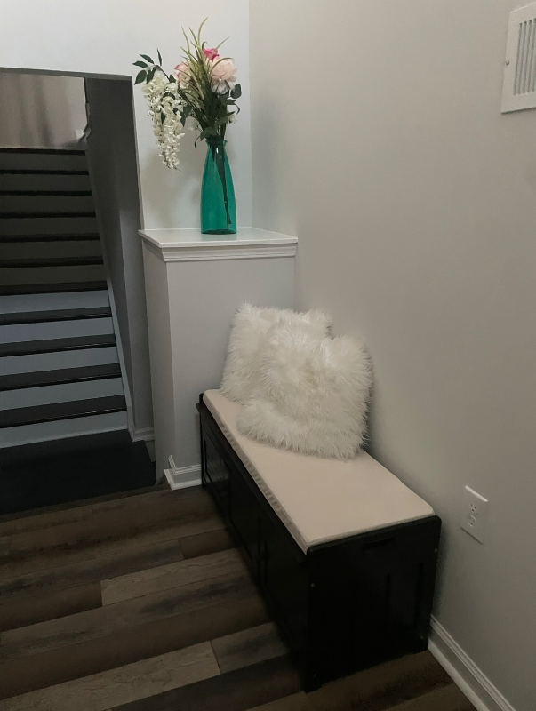 410 Oldham Lane - Photo 2 of 20