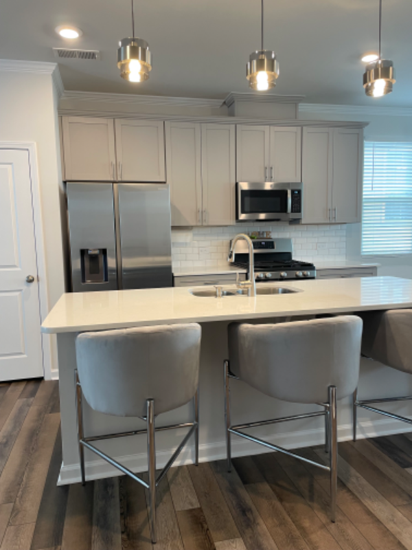 410 Oldham Lane - Photo 3 of 20