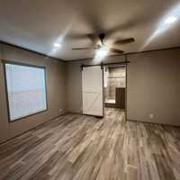 featured image of 118 Zoe Ave