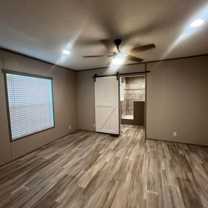 118 Zoe Ave - Photo 1 of 1