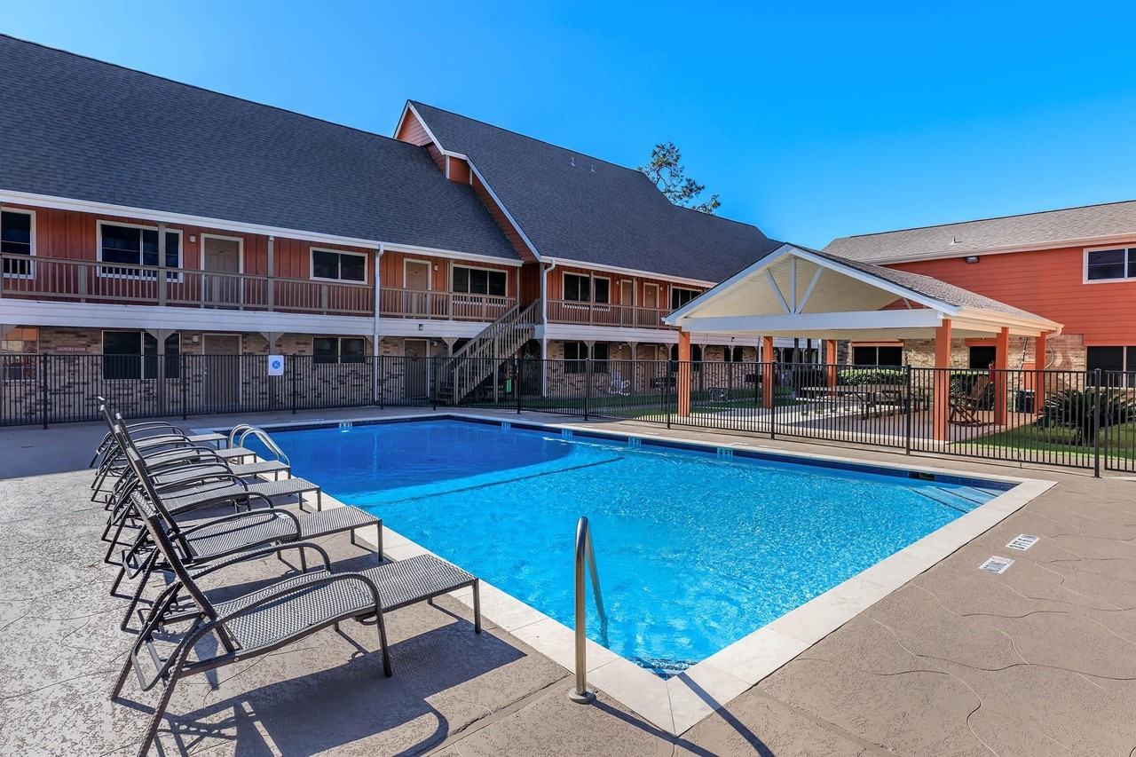 Cambridge in the Groves - Photo 7 of 30