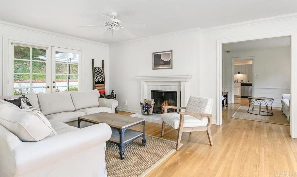 5530 Las Palomas - Photo 4 of 35