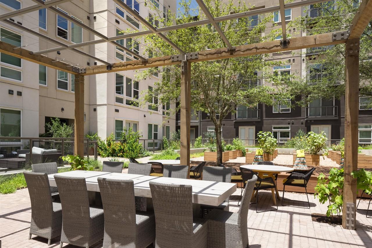 Gallery At Domain - Photo 3 of 52