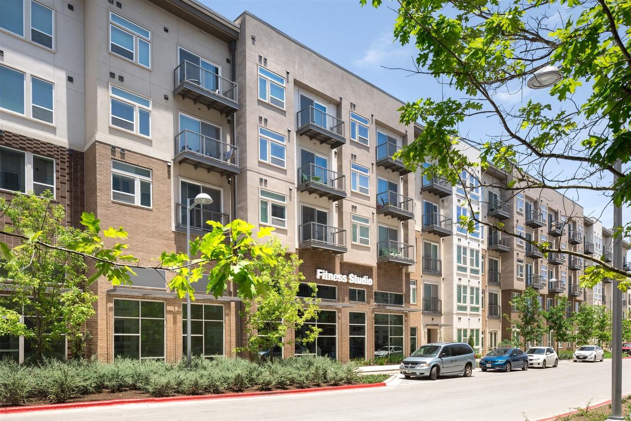 Gallery At Domain - Photo 5 of 52