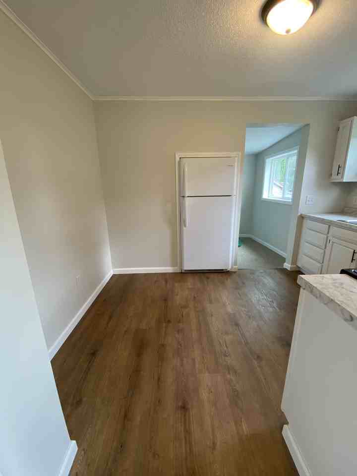 4048 Rockwell Ave #NA - Photo 3 of 17