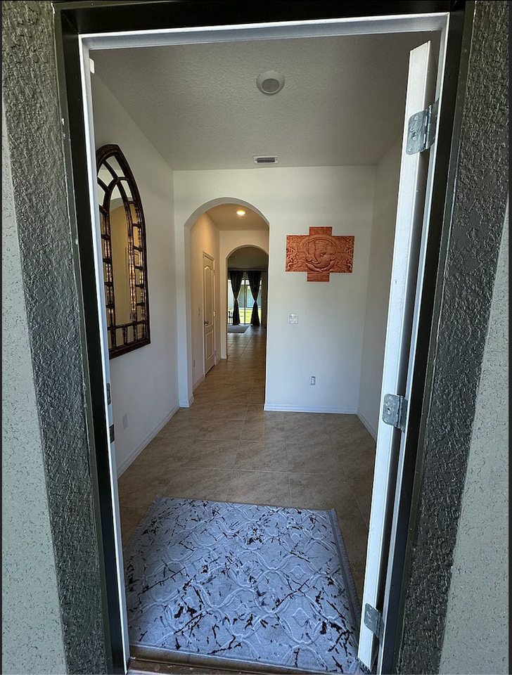 1260 Yellow Finch Dr - Photo 3 of 29