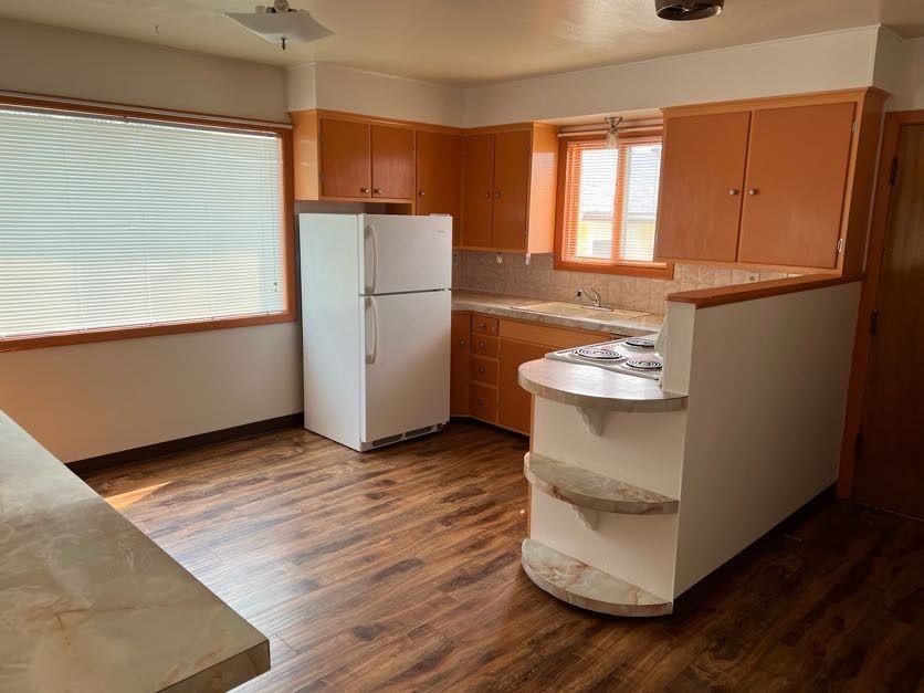 1225 North Ave W - Photo 3 of 16