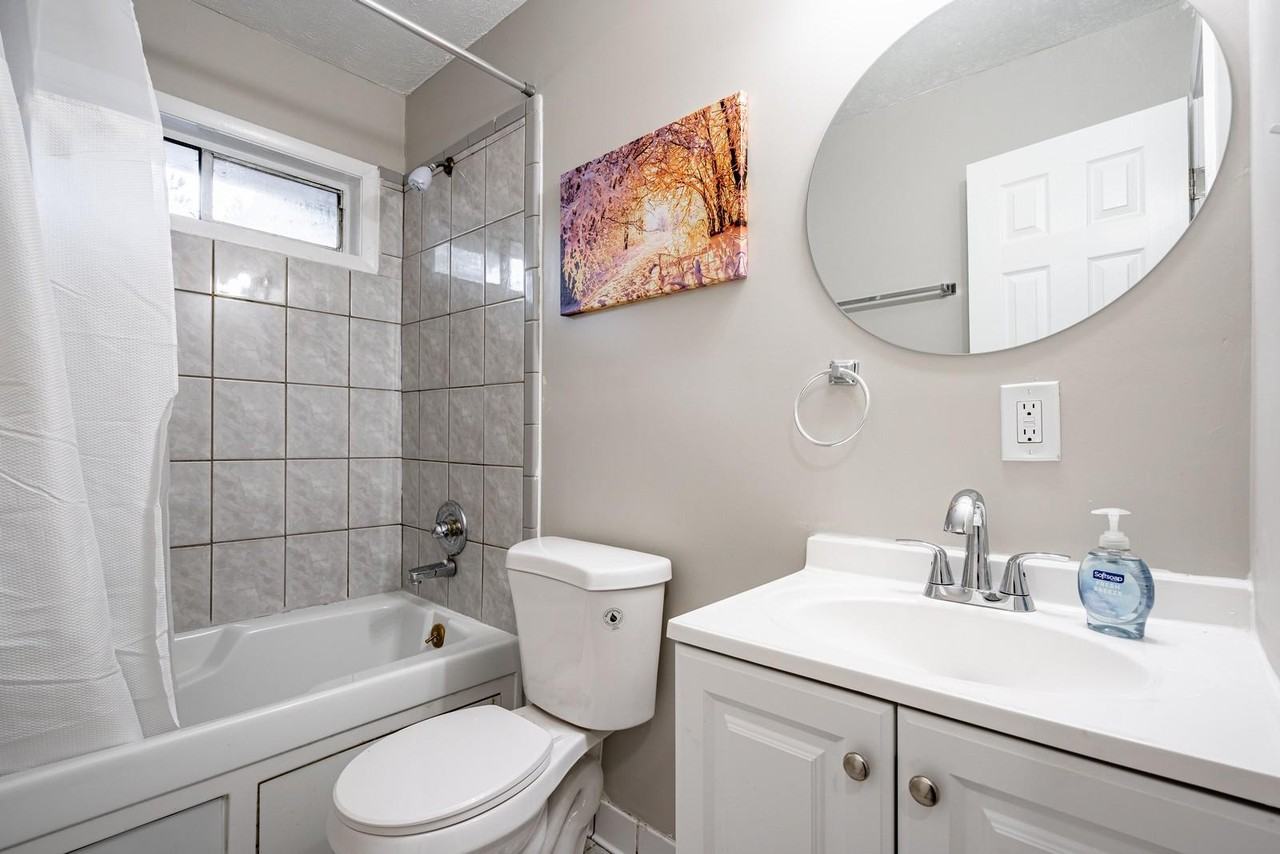 Collier Ct Nw - Photo 3 of 11