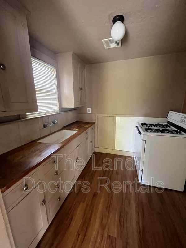 1107 S High School St - Photo 3 of 6