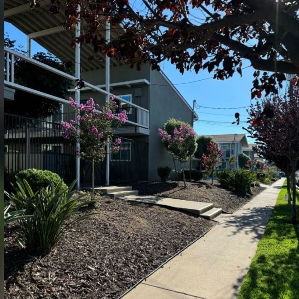 Park House Apartments - Photo 7 of 11