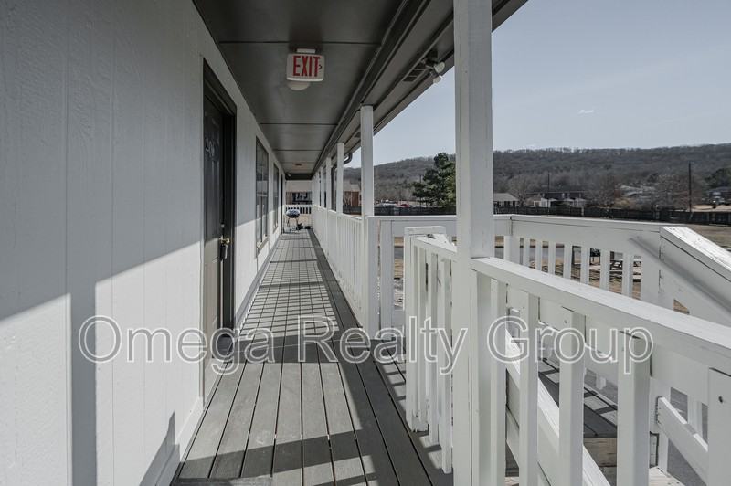 3330 Meridian St N #206 - Photo 2 of 25