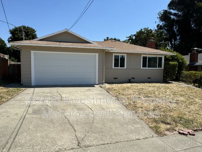 3143 Keith Dr - Photo 2 of 20