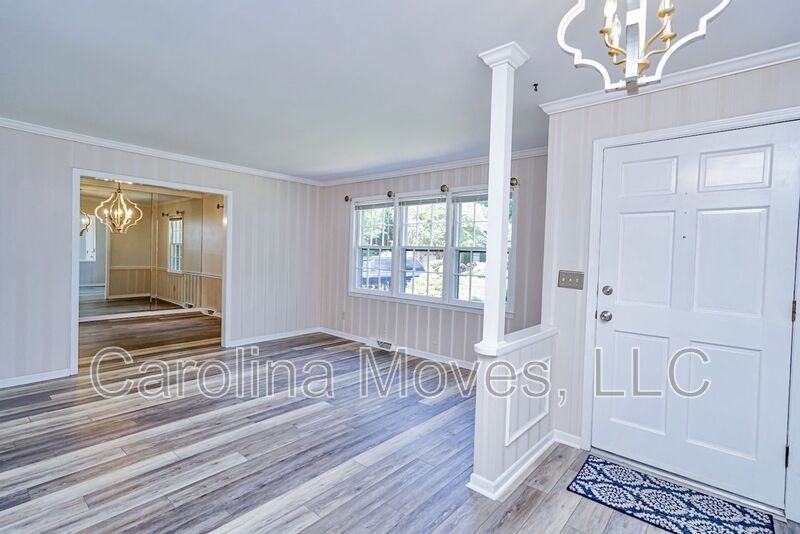 403 Rosebud Ct - Photo 2 of 22