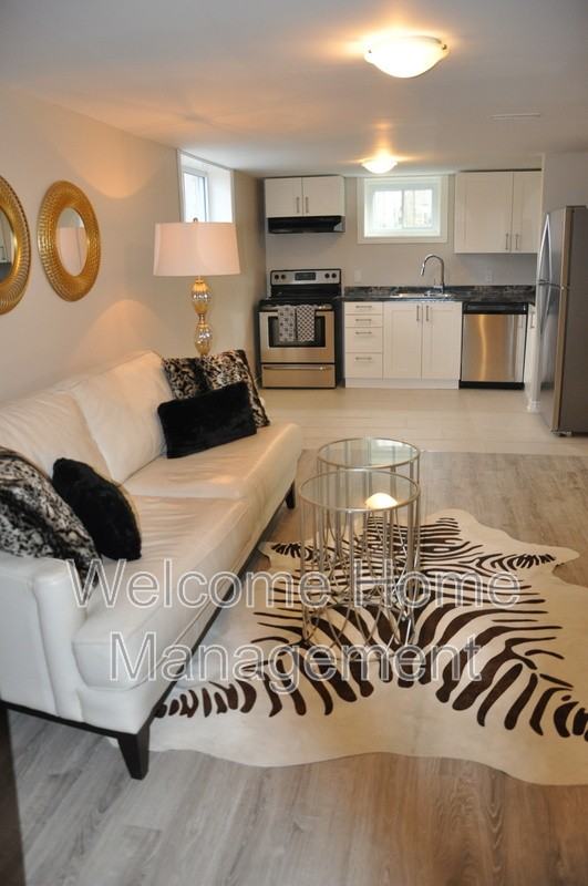 46 Beaconsfield Dr - Photo 2 of 6