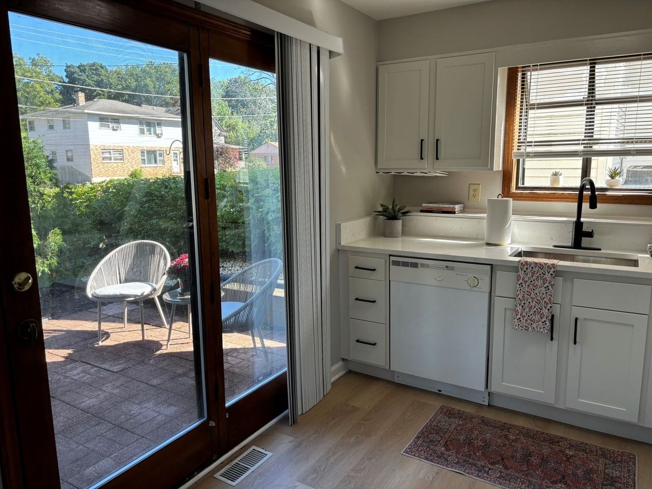 131 Newberry Avenue - Photo 3 of 20