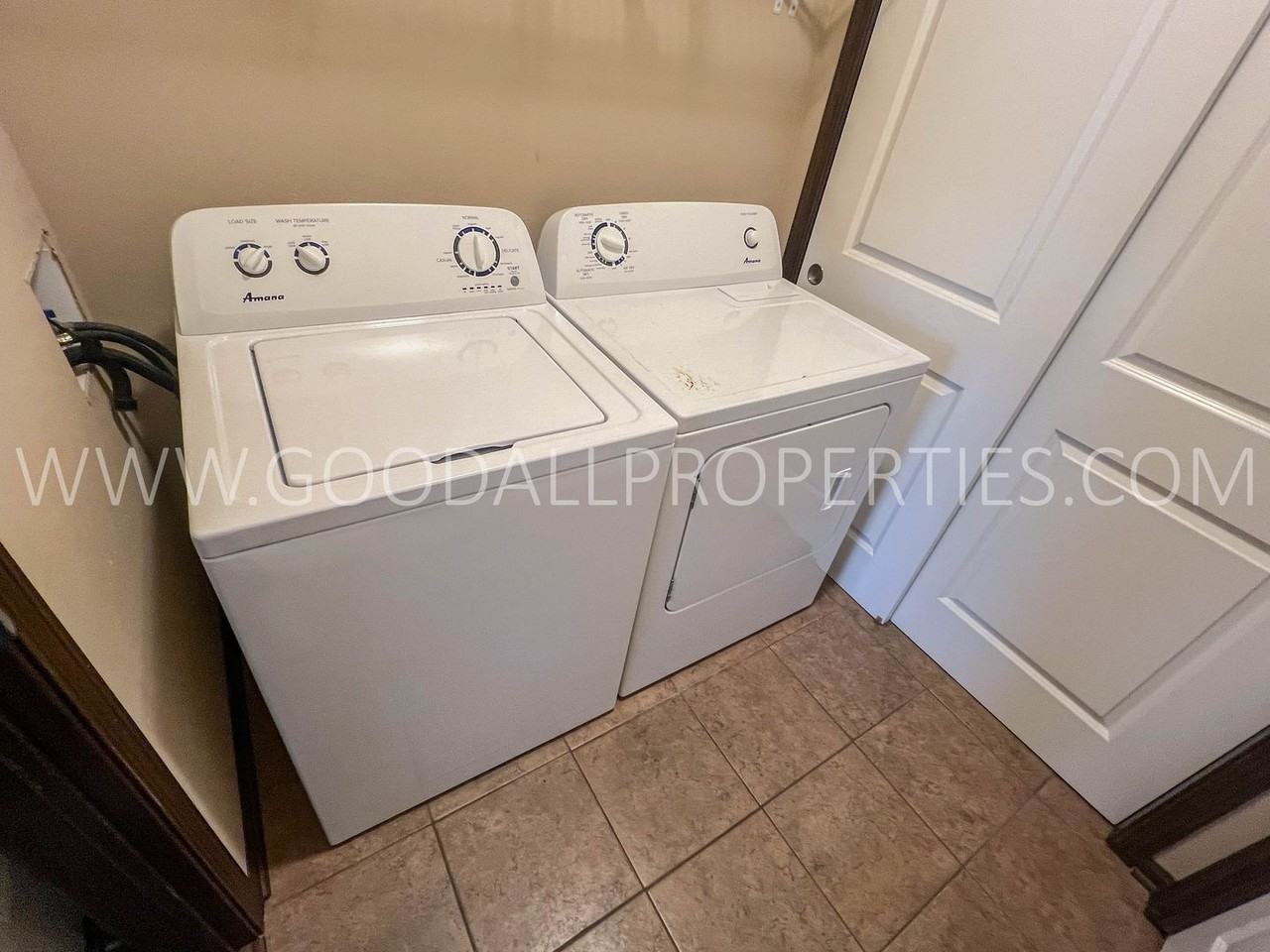 1211 Ne Windsor Dr #204 - Photo 7 of 12