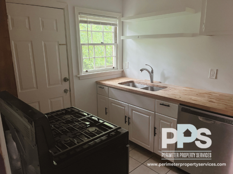 2940 Harlan Dr - Photo 2 of 14