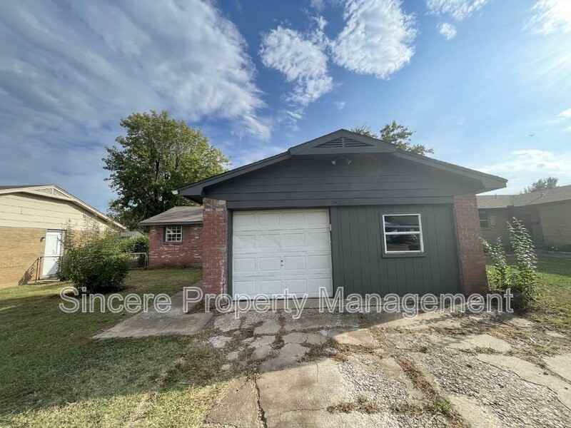 436 Nw 91st St - Photo 2 of 29