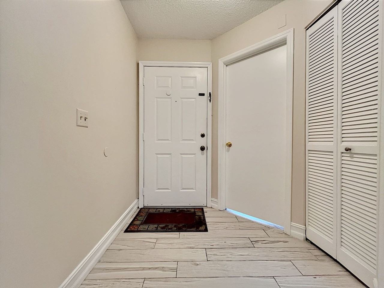 4574 Southfield Ave - Photo 3 of 29