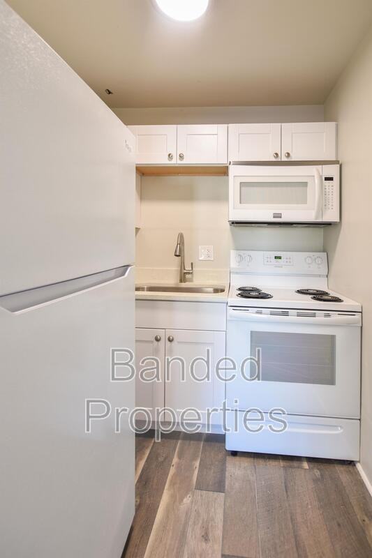 627 23rd Street - Photo 4 of 10