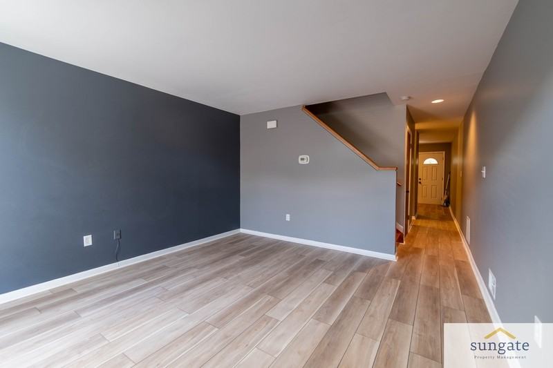 1028 West Lombard Street - Photo 5 of 17