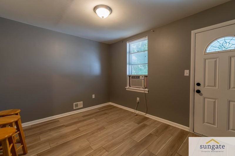 1028 West Lombard Street - Photo 6 of 17