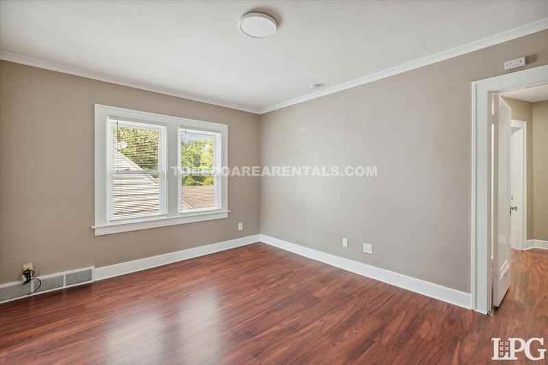 2030 Wyndhurst Rd Uppr - Photo 6 of 21