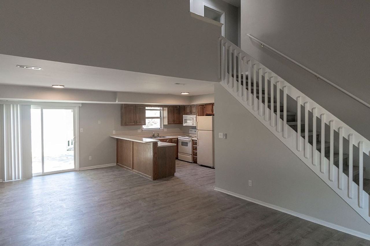 3603 Hermitage Rd - Photo 3 of 32