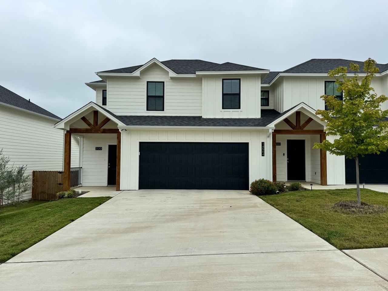 14564 CR 2191 - Photo 2 of 41