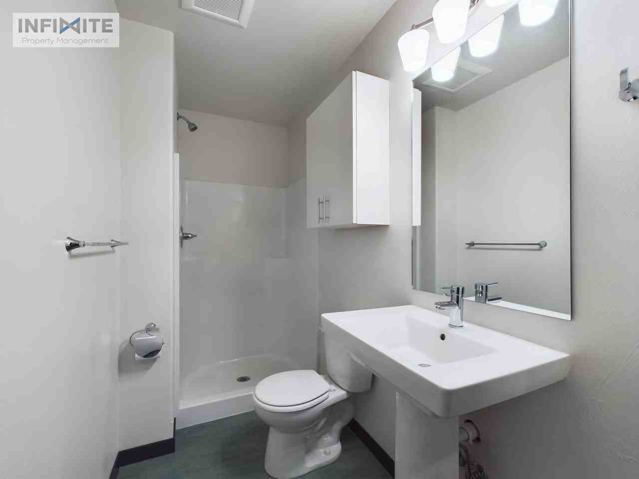 2448 Gallatin Green Blvd #H - Photo 6 of 19