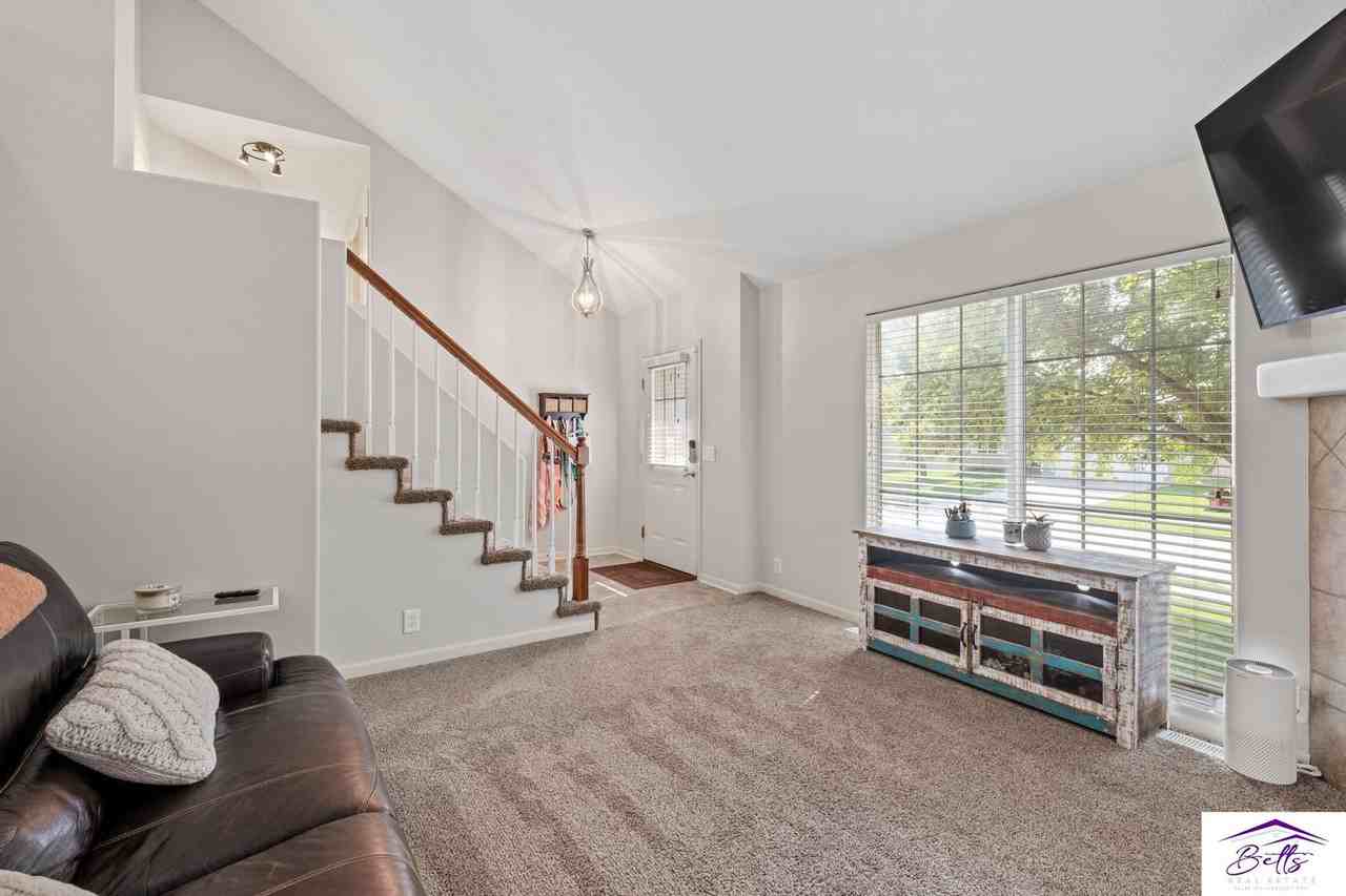 19114 K Street - Photo 4 of 14