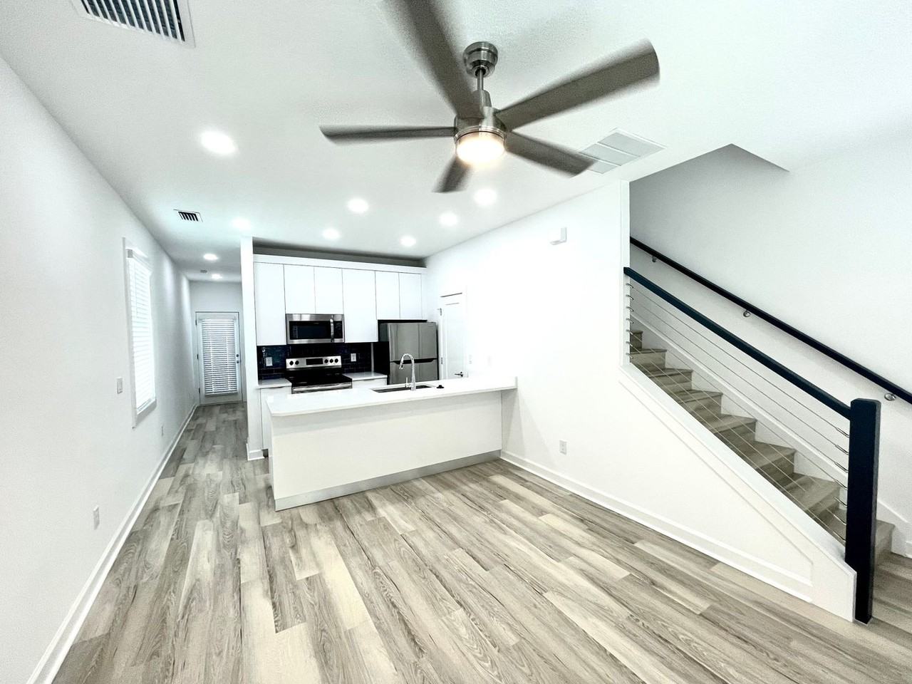 2703 N 24th st - Photo 3 of 45
