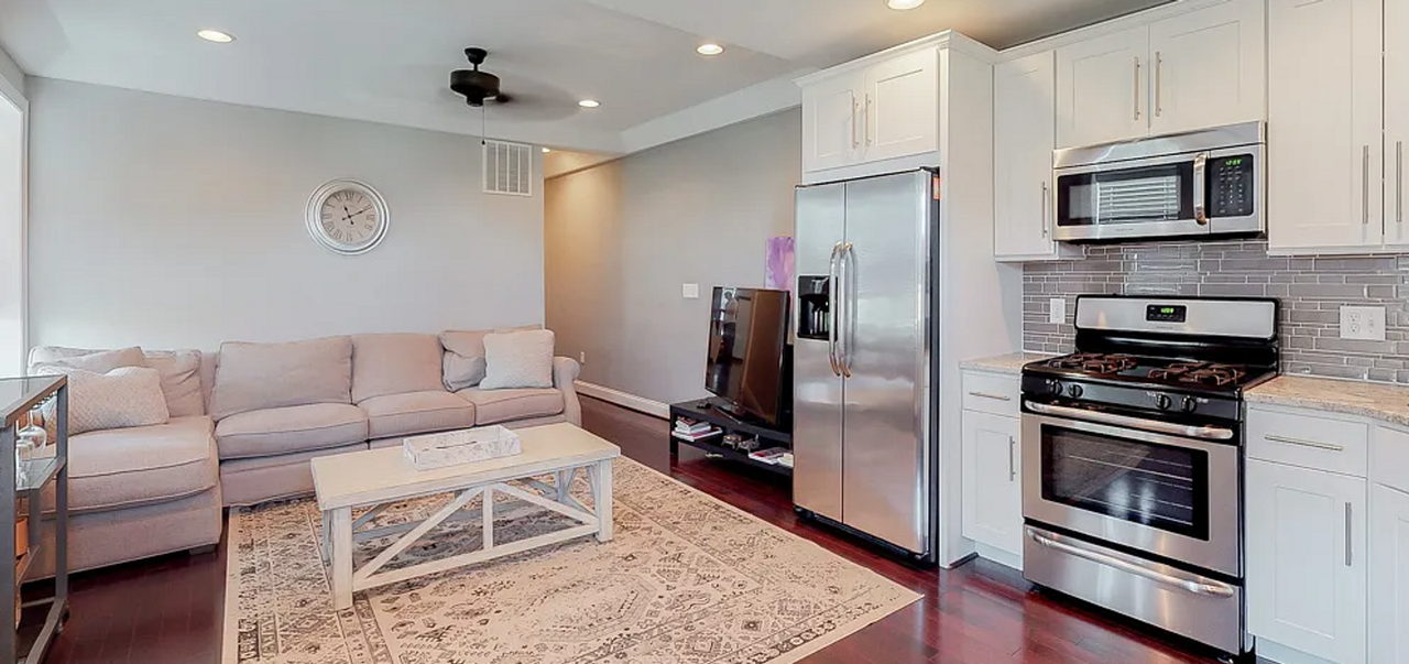 32 North Chester Street - 9172 - Photo 6 of 10