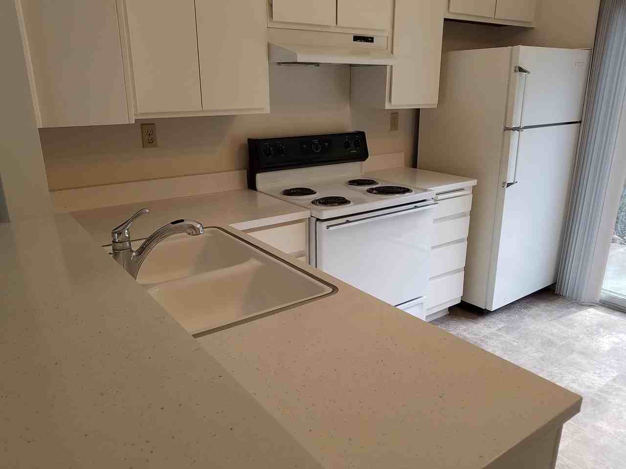 6565 Bell Bluff Avenue - Photo 5 of 14