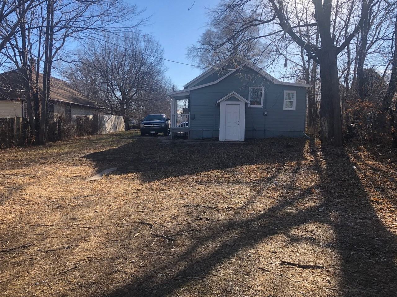 4122 Saratoga St - Photo 2 of 17