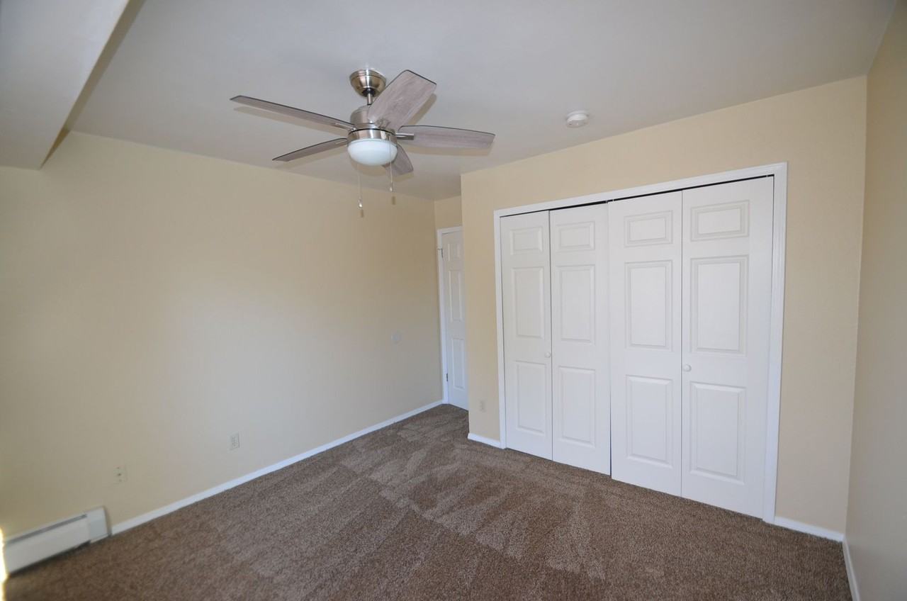 670 Winona Ct #21 - Photo 6 of 10